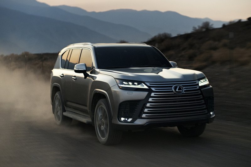 Lexus LX 600