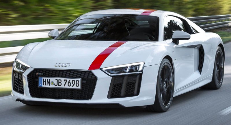 Новая Audi r8