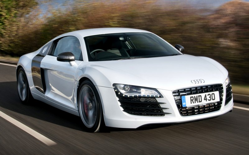 Audi r8 v8