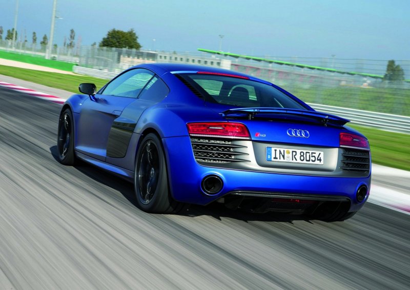 Audi r8 v10 Plus 2013