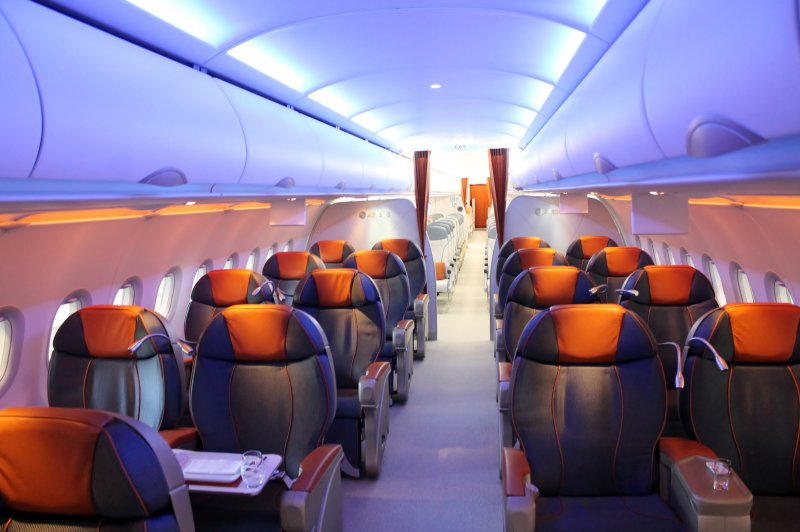 Airbus a318 салон