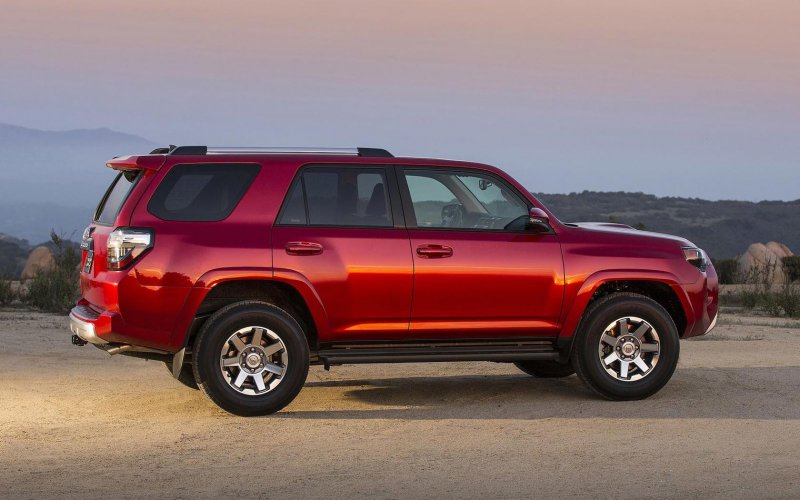Тойота 4runner 2018