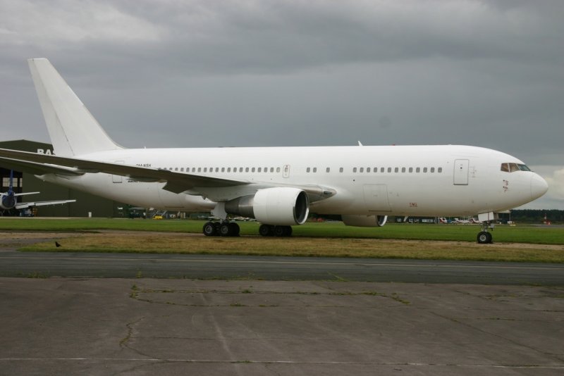 737-300 Вместимость