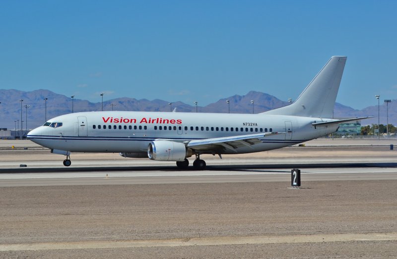 Boeing 767-200 White