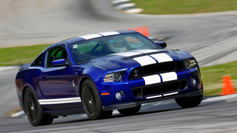 Форд Мустанг gt 500