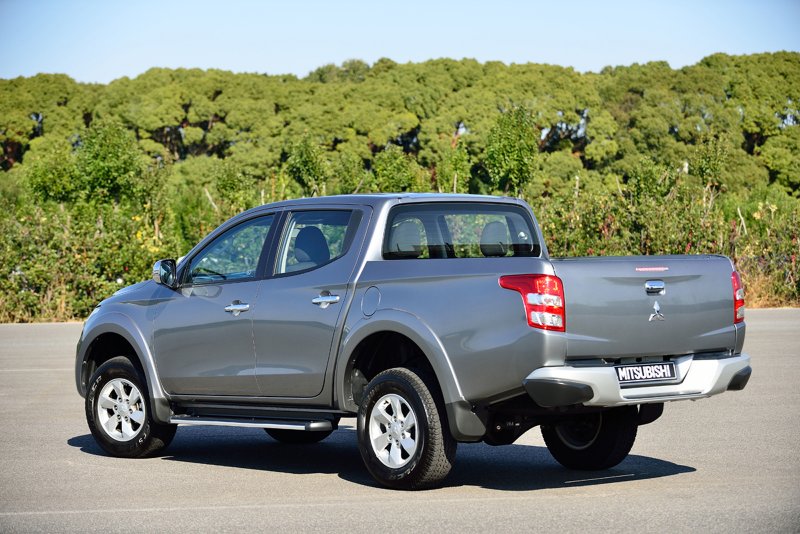 Mitsubishi l200 Тритон