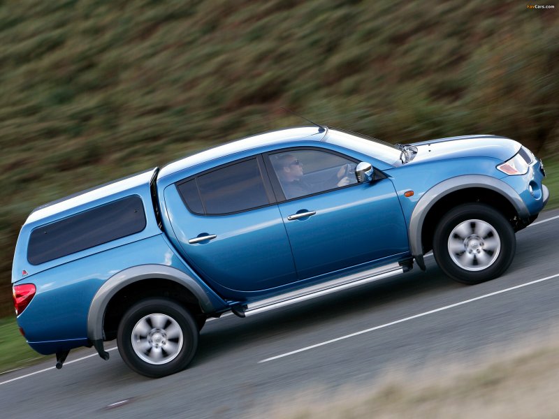 Mitsubishi l200 4