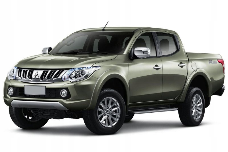 Mitsubishi l200 белый