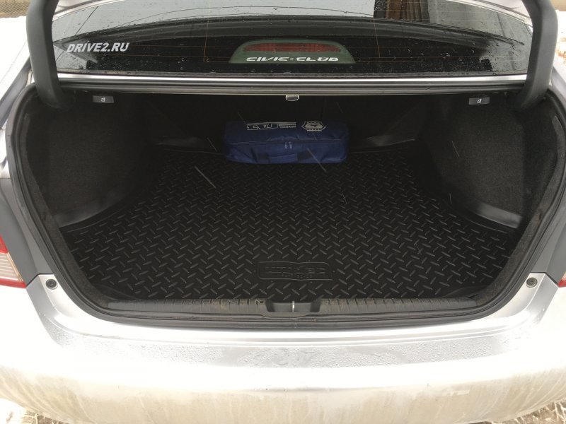 Коврик в багажник Honda Civic 4d 2008