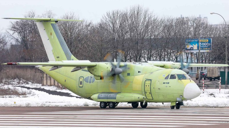 Экипажу ил-76 ВВ МВД РФ от офицеров