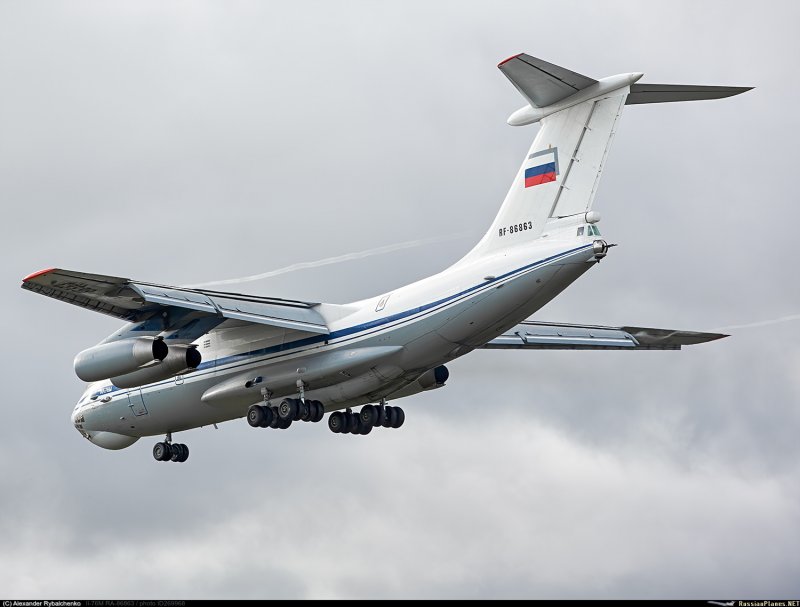 АН-22 военно-транспортный самолёт