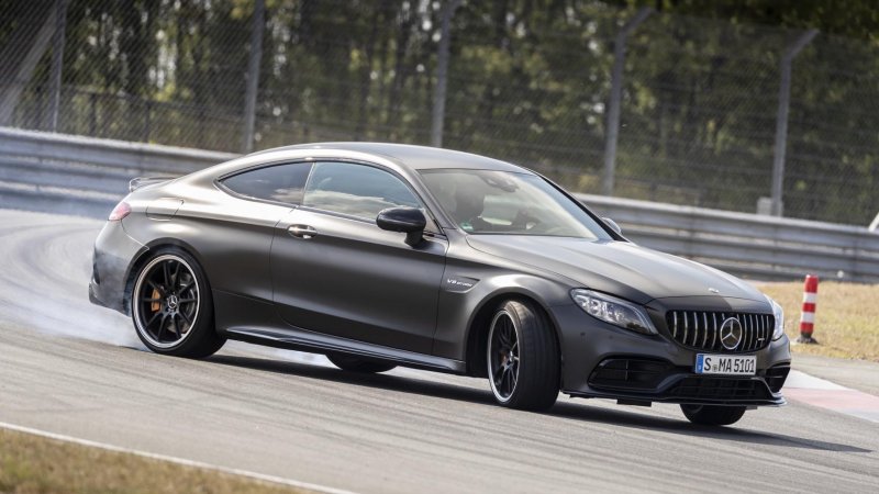 Мерседес c63s AMG 2019