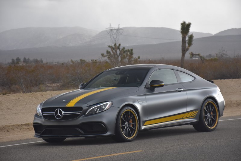 Mercedes Benz c63 AMG Coupe