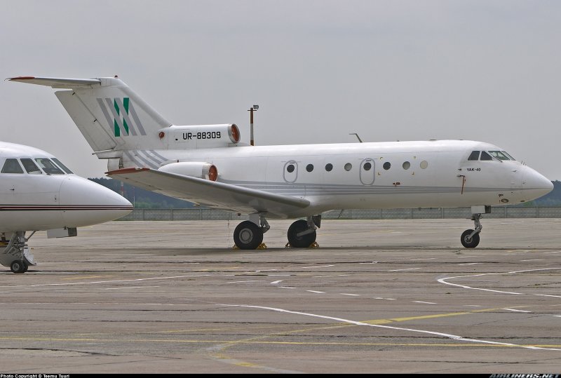 Яковлев як-40