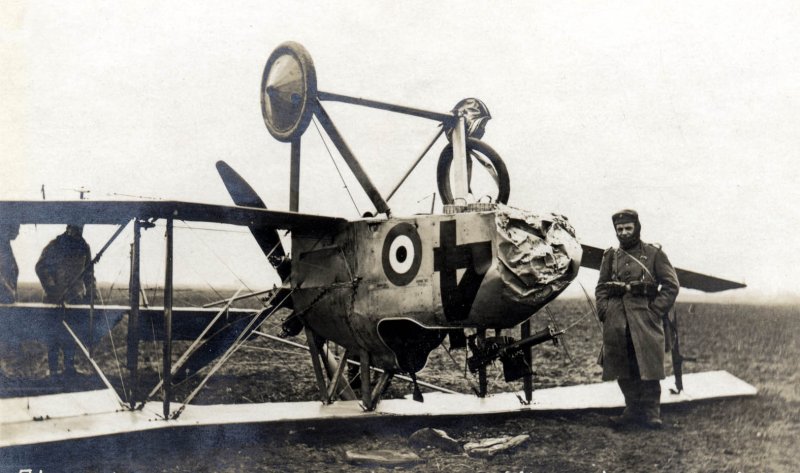 Истребитель Raf f e 8