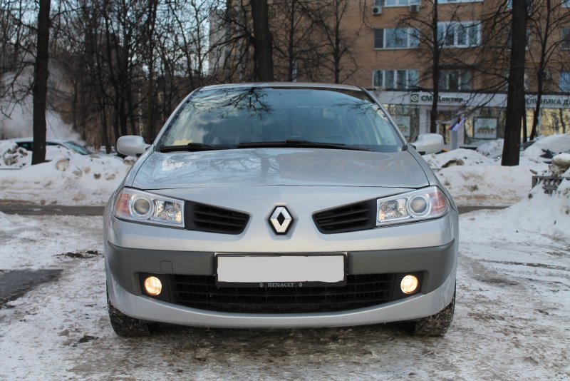Рено Меган 2 седан синий