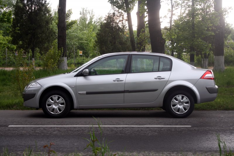 Reno Megane 2 седан