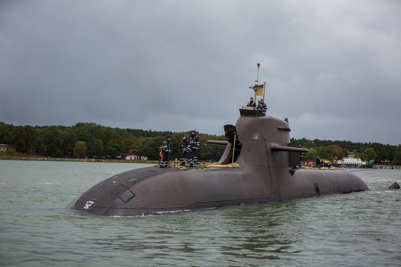 SSN 794