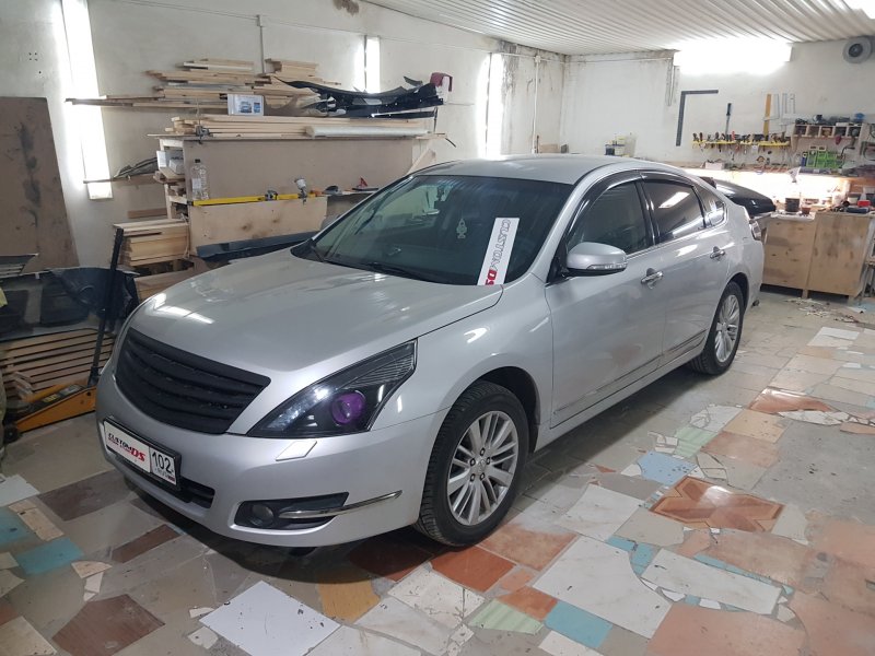 Nissan Teana j32 серебристая антихром