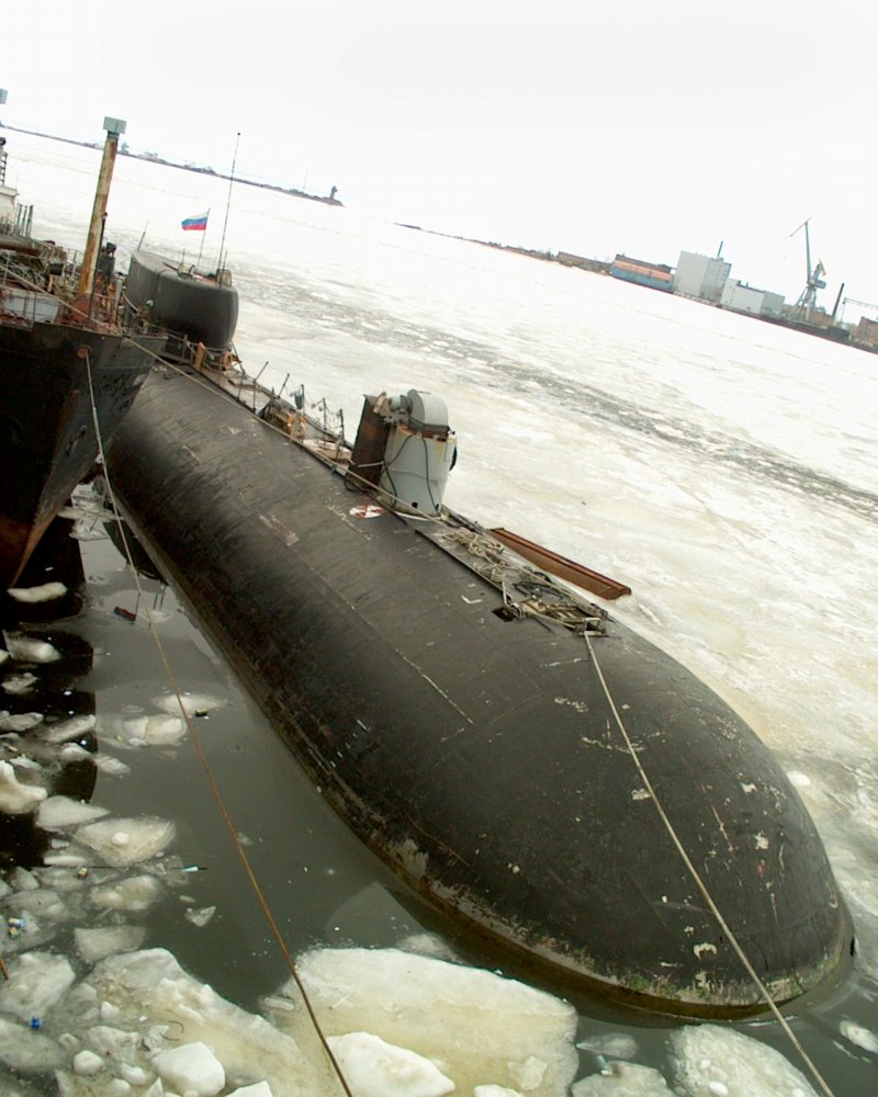Подводная лодка из титана Золотая рыбка