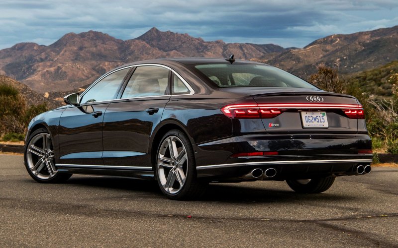 Audi s8 2021