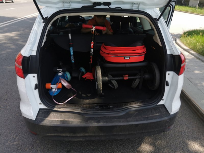 Ford Focus Wagon багажник