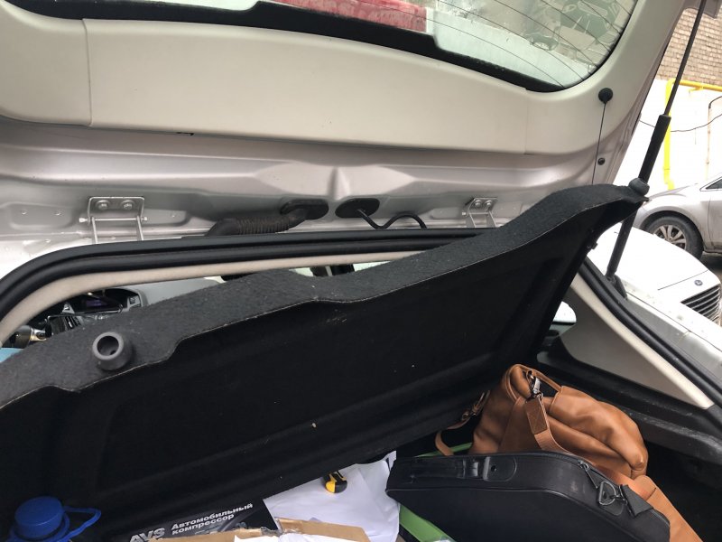 Полка багажника Ford Focus 3 хэтчбек