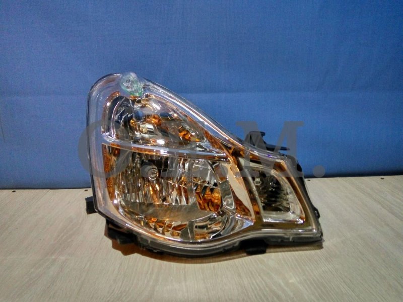 Фара левая Nissan Almera g15