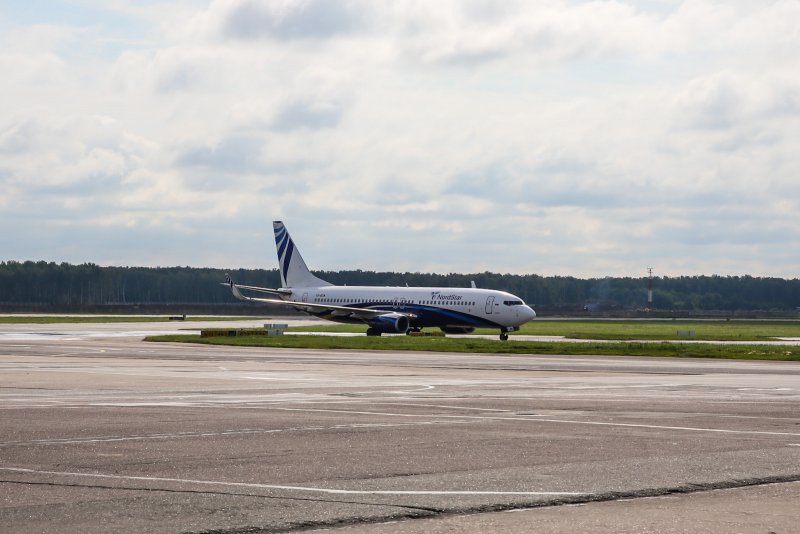 Боинг 737-800 ЮТЭЙР