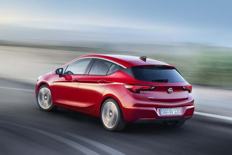 Opel Astra k 2018