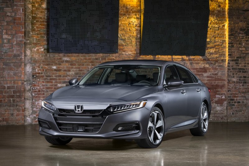 Honda Accord 10 поколения