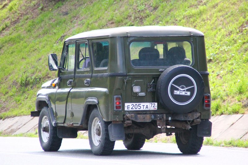 УАЗ 72