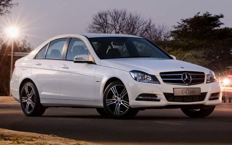 Mercedes-Benz w204