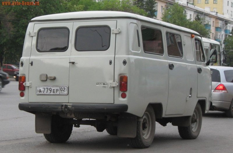 УАЗ 2206 на военных редукторных Мостах