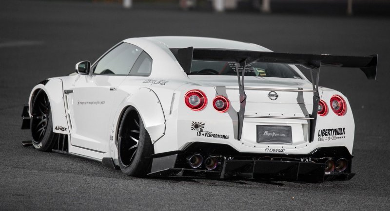 Nissan GTR 35