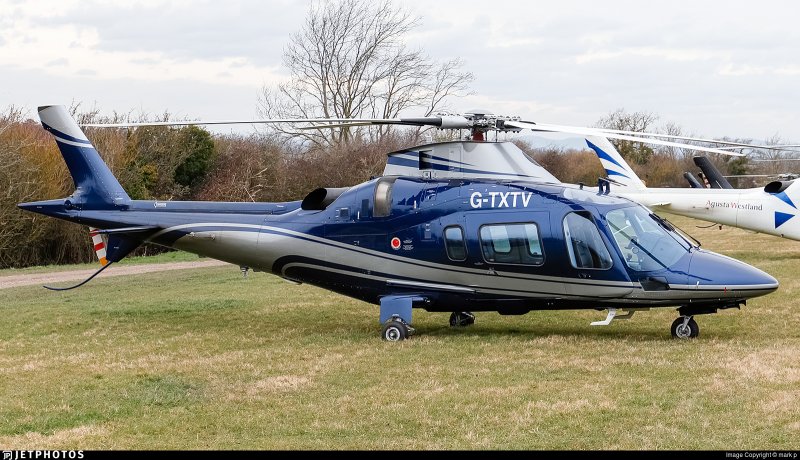 Agusta aw109 салон