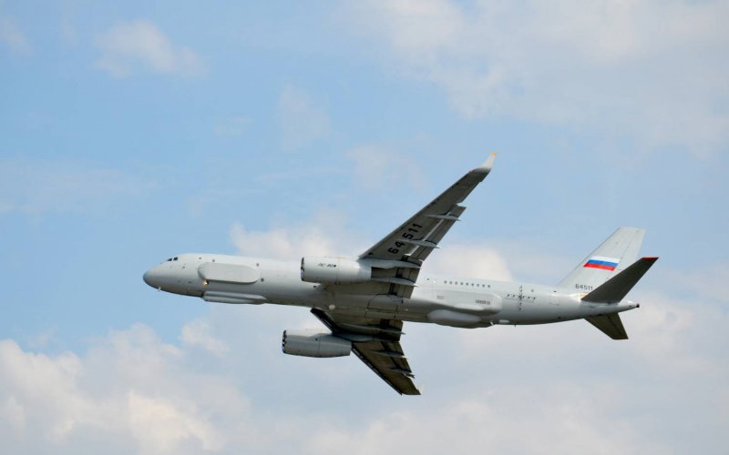 Ту-324 самолёт