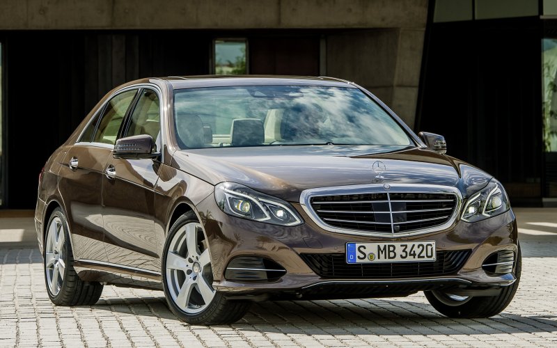 Мерседес-Бенц е-класс w212