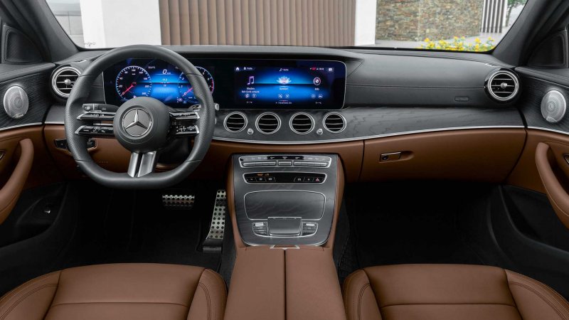 Mercedes Benz e class 2021
