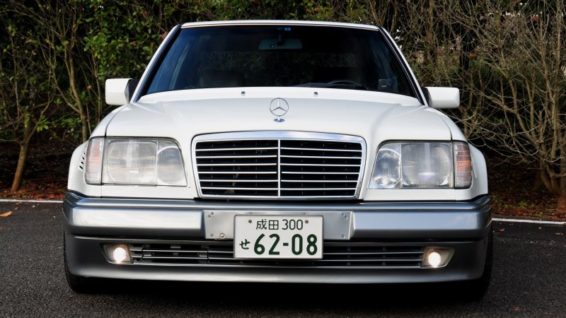 Mercedes Benz w124 e300