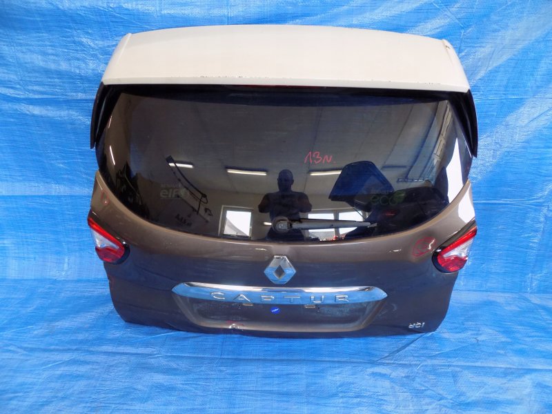 Renault Captur крышка багажника
