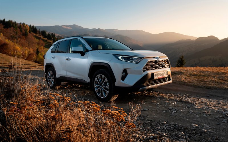 Toyota rav4 5 поколение