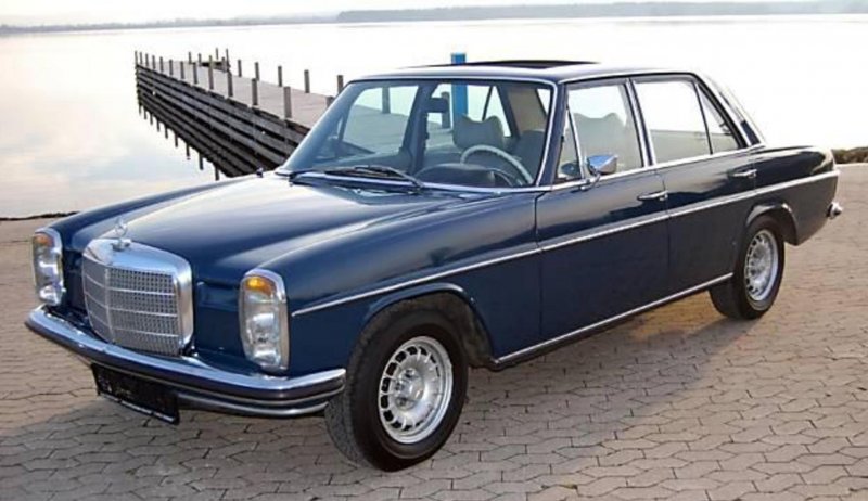 Mercedes w115 черный