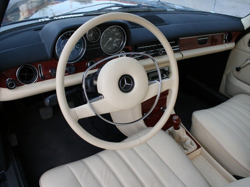 Мерседес Бенц w115