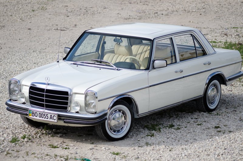 Mercedes-Benz w114/w115