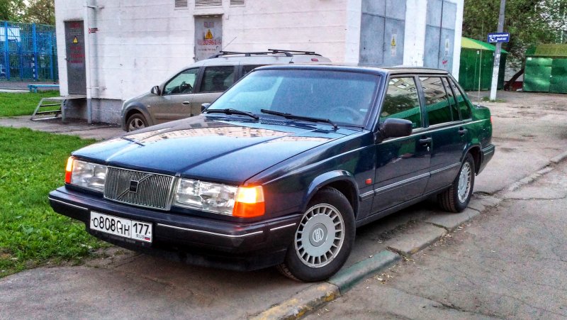 Вольво 940 2000