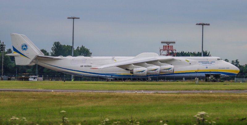Самолёт АН-225 Мрия Украина