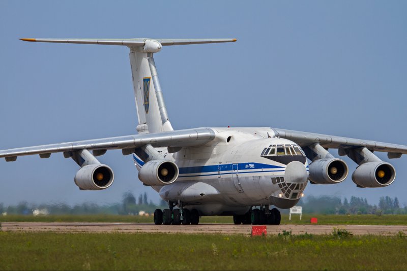АН-225 транспортный самолёт