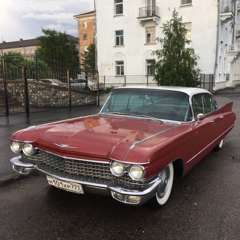 Cadillac Deville i