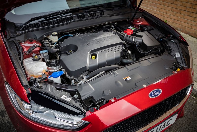 Ford Mondeo 2015 под капотом